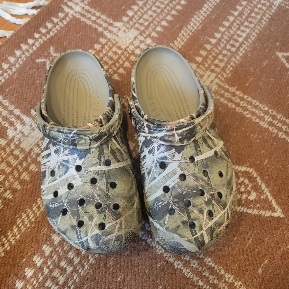 Realtree Camo Crocs